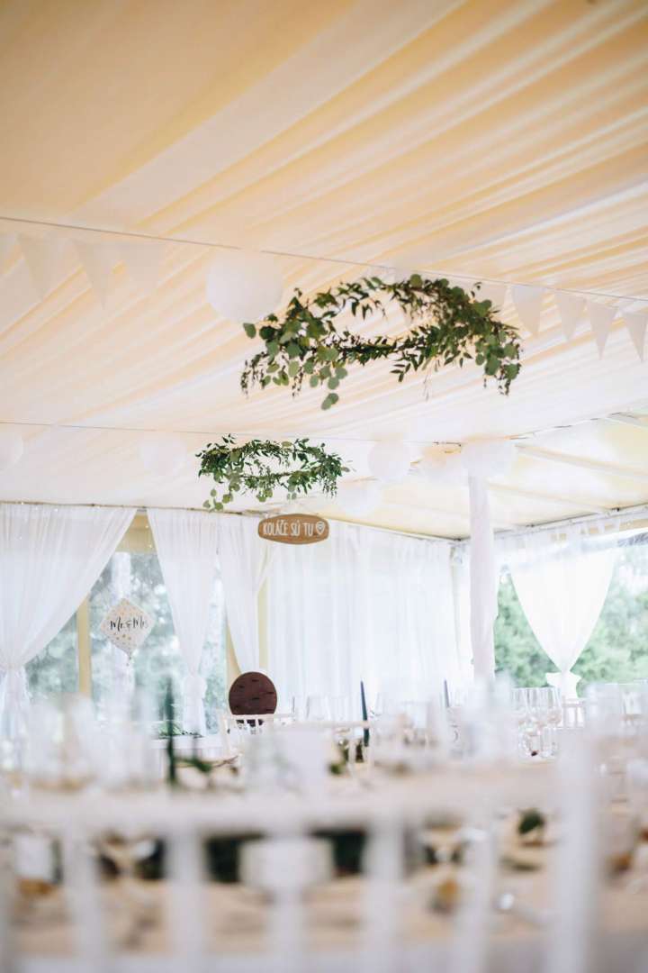 Manually added from URL: https://portal.pribehsvadby.sk/wp-content/uploads/2022/06/svadobna-agentura-svadeko-04.jpg