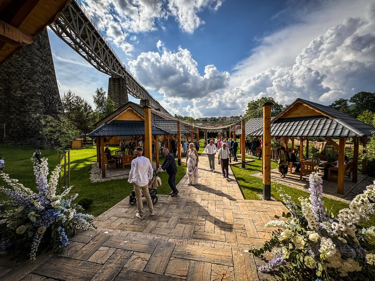 Manually added from URL: https://scontent-prg1-1.xx.fbcdn.net/v/t51.75761-15/471275198_18365580691137096_5287128427095831973_n.jpg?_nc_cat=101&ccb=1-7&_nc_sid=13d280&_nc_ohc=CndjUeG9I2wQ7kNvwG-xvf0&_nc_oc=AdlsAMWn2hmf9gV5DoiXxIyXuAiCnXc3jfMMh6a6CmHLNIiFjUjr0SjR_uOMAUjO1Xw&_nc_zt=23&_nc_ht=scontent-prg1-1.xx&_nc_gid=hRLlthbVQR2lx-2IbXMcng&_nc_ss=8&oh=00_AfwzeTEszpxZqf0r_pIJ-ewgwG1EyFXWFZxmNG1gmjkKfg&oe=69BA3BA5