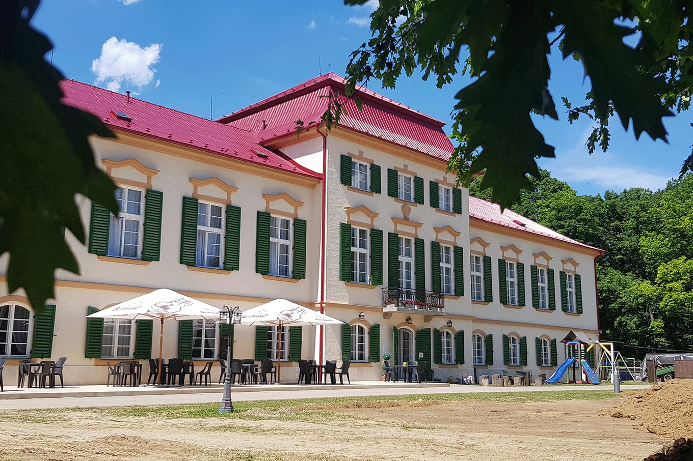 Manually added from URL: https://www.kastielpatrovec.sk/wp-content/uploads/2023/10/DJI_00523.png