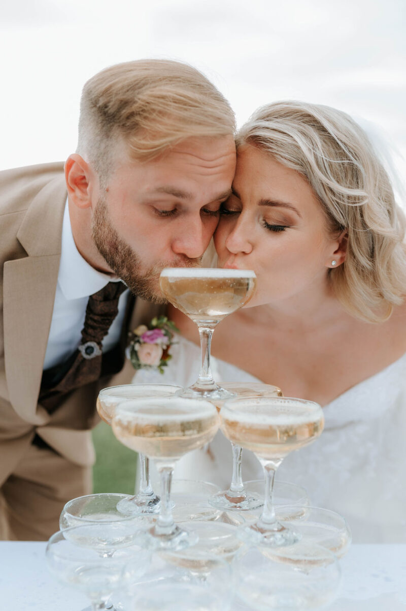 Manually added from URL: https://www.solastaphoto.sk/wp-content/uploads/2025/02/laurarado-771-800x1202.jpg