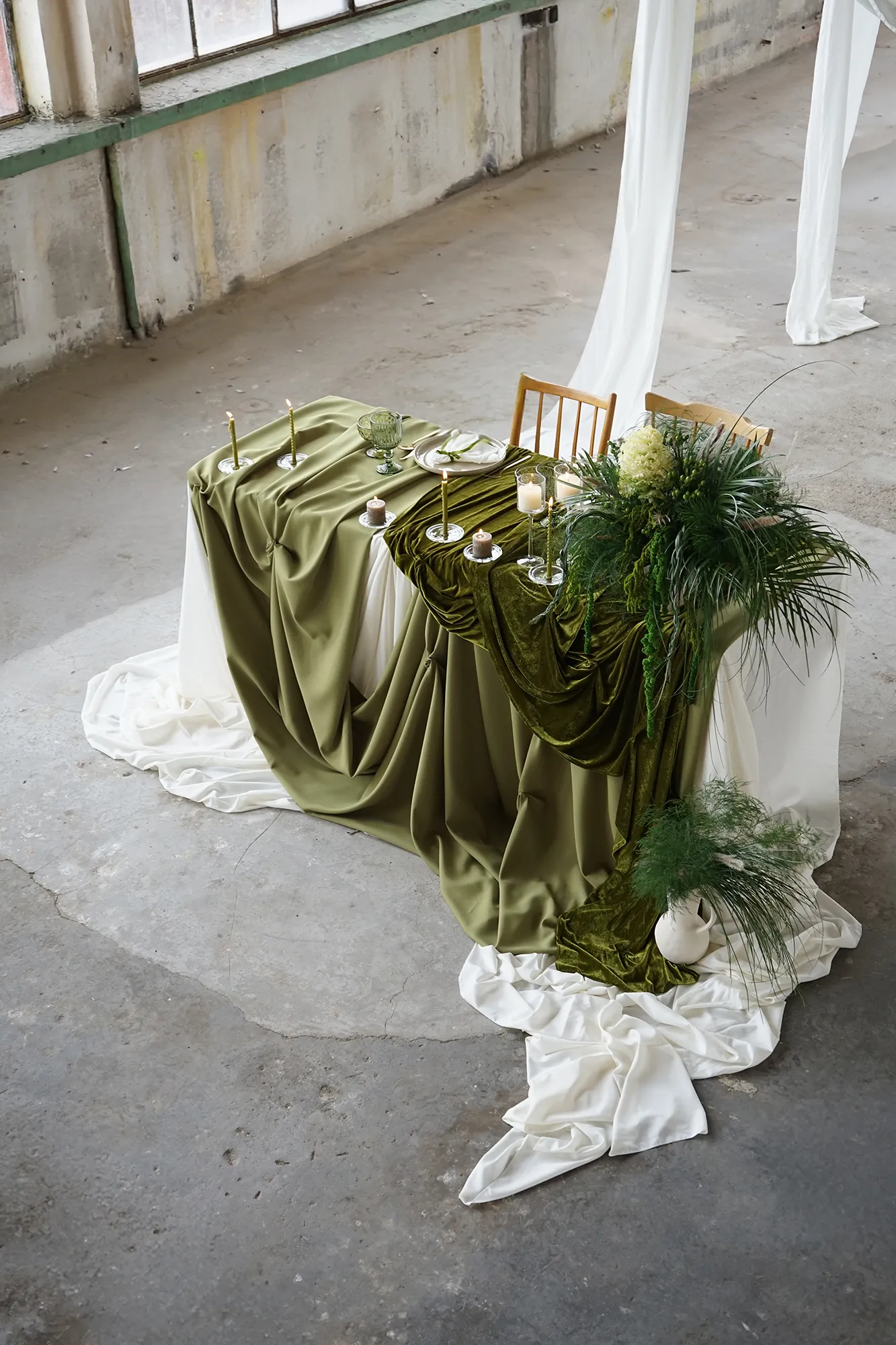 Manually added from URL: https://www.salonrebelka.sk/wp-content/uploads/2026/01/Salon_Rebelka_Vyzdoba_Kytice_86.webp