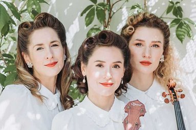 Manually added from URL: https://goout.net/cdn-cgi/image/format=auto,width=383/i/129/1296542-383.jpg