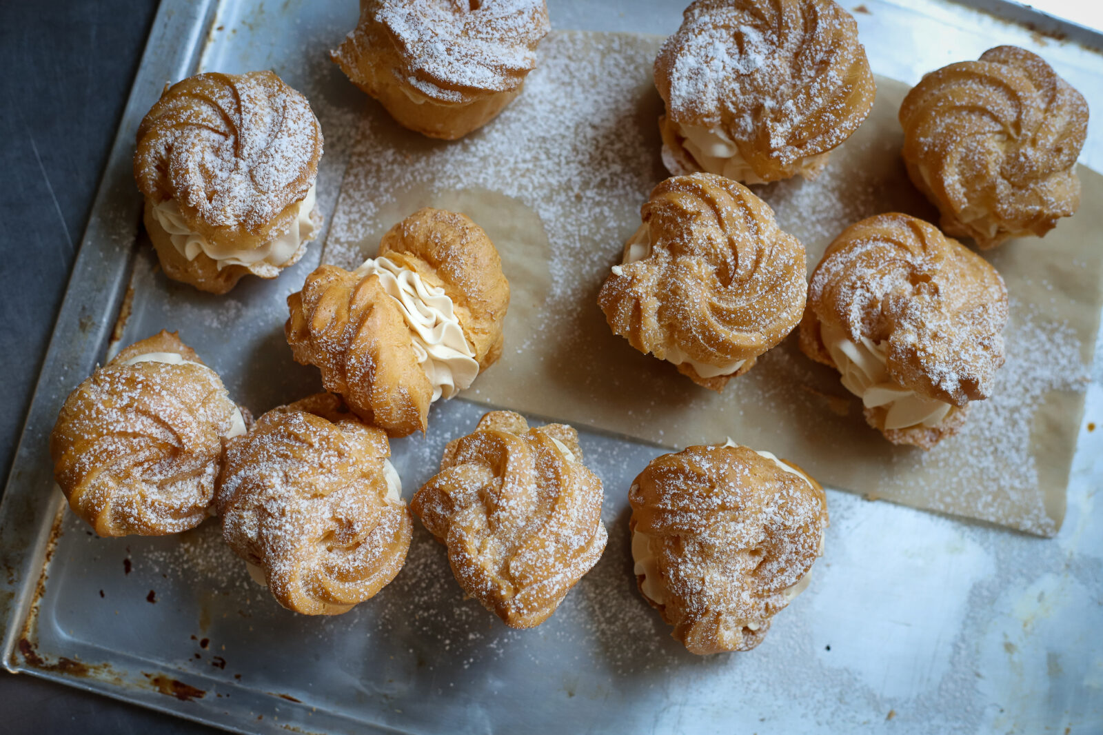 Manually added from URL: https://portal.pribehsvadby.sk/wp-content/uploads/2025/06/giraffe-bakery-wedding-73.jpg