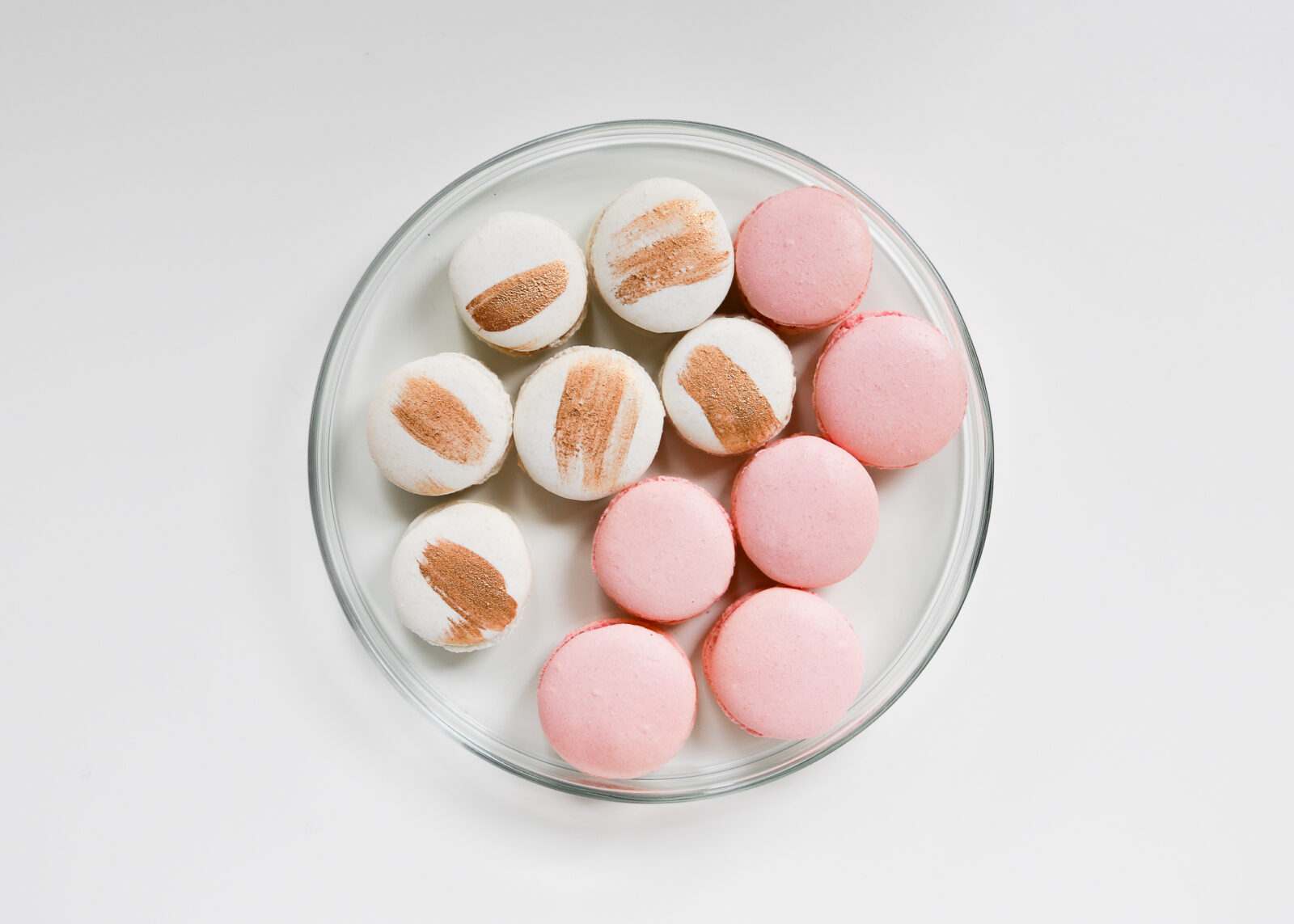 Manually added from URL: https://portal.pribehsvadby.sk/wp-content/uploads/2025/06/giraffe-bakery-wedding-53.jpg