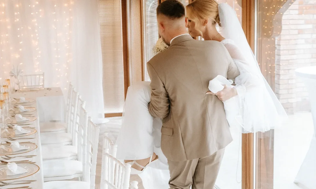 Manually added from URL: https://www.hoteldavid.sk/images/svadobne_miesto_topolcany_partizanske_banovce_af683d7d1e98f84e@2x.webp