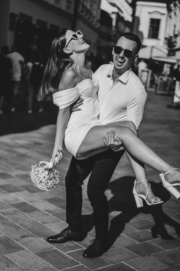 Manually added from URL: https://www.hectorate.sk/wp-content/uploads/2023/10/161_w_Alexandra-a-Filip-26.8.2023_Hectorate_photodesign_fotografkezmarok.sk_-600x902.jpg