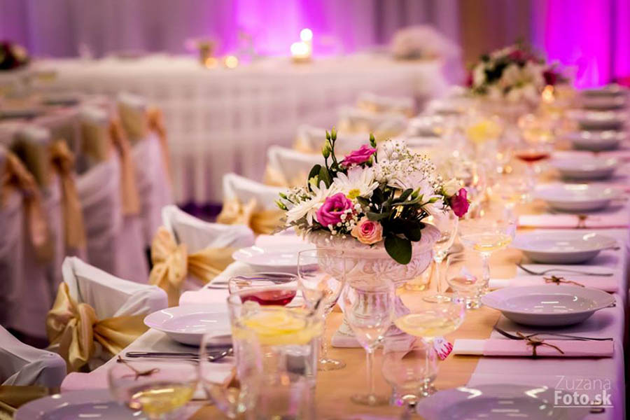 Manually added from URL: https://vsiedmomnebi.sk/wp-content/gallery/galeria/vyzdoba-108-v-siedmom-nebi.jpg