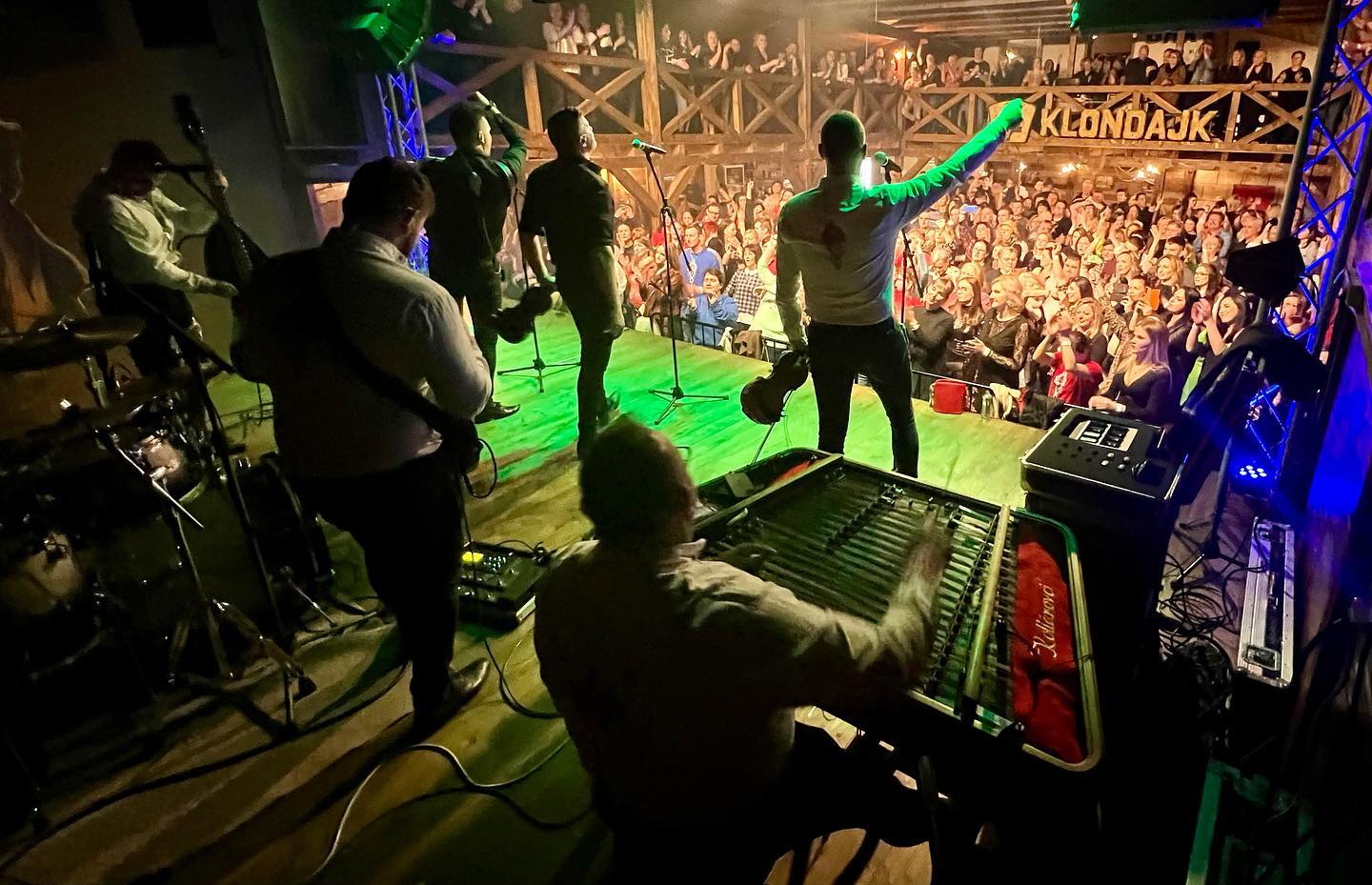 Manually added from URL: https://scontent-prg1-1.xx.fbcdn.net/v/t39.30808-6/480988022_1391561128953986_8112809256579541394_n.jpg?_nc_cat=105&ccb=1-7&_nc_sid=13d280&_nc_ohc=5Fg5bbOLL2EQ7kNvwHRF-_8&_nc_oc=AdnWZDXmEH-QLlCxd3FfcZNuZ-tcruGjkj-4ngg183t-xEJNpC7A3vBpiOPbQKBx6_s&_nc_zt=23&_nc_ht=scontent-prg1-1.xx&_nc_gid=NyUgZ6g9JmUkxX6OrPL9TQ&_nc_ss=8&oh=00_Afx-hfJJwduRw4xE60VGM6Hb1o5gYxH4MDMR6VqcQihqZA&oe=69BB7822