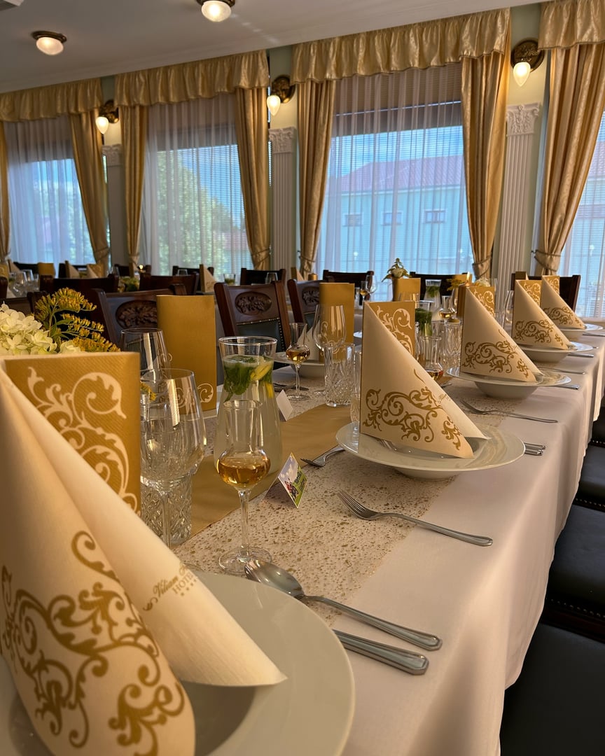 Manually added from URL: https://scontent-prg1-1.xx.fbcdn.net/v/t39.30808-6/468662984_18044871872172922_6571608340172808394_n.jpg?_nc_cat=110&ccb=1-7&_nc_sid=13d280&_nc_ohc=0s2I3dhUYoUQ7kNvwHtTtmg&_nc_oc=AdkDYjAaWoa0_bCtdjAbrfhgauzemp8O8olFFI-__2eu93OeAJWN_optUsCtoUtUGkQ&_nc_zt=23&_nc_ht=scontent-prg1-1.xx&_nc_gid=KgqLeEXbEB90Zf3EXmVFqg&_nc_ss=8&oh=00_Afwkfa-FJ417_PYrlt3mwCXZr3STrhnKBi5zTzfqnGTokQ&oe=69BB3652