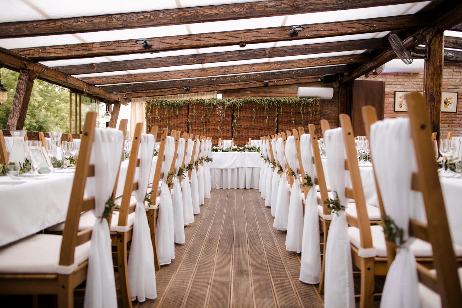 Manually added from URL: https://palenicajelsovce.sk/wp-content/uploads/2020/03/0906-0772-scaled.jpg