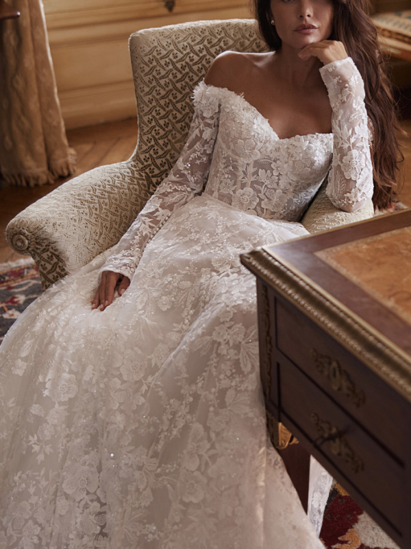 Manually added from URL: https://www.zoyaweddingcenter.sk/sites/default/files/styles/detail_galeria__tvorec/public/700x990-1727341795.jpg?itok=iOyf3lk0