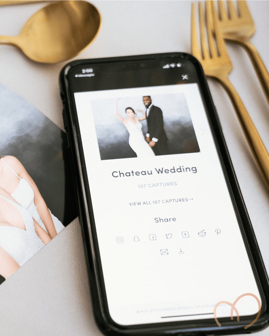 Manually added from URL: https://cdn.myshoptet.com/usr/www.miloore.sk/user/articles/images/moderna-fotobudka-38webp.png