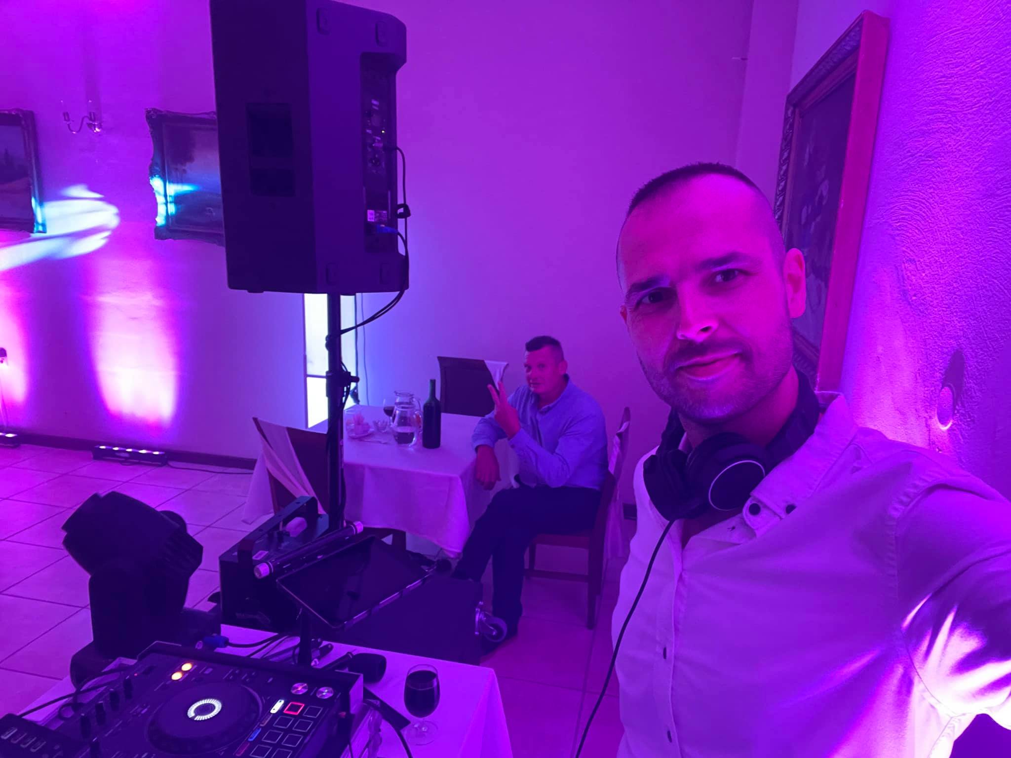 Manually added from URL: https://scontent-prg1-1.xx.fbcdn.net/v/t39.30808-6/470068543_2588578041332499_6333877556728934405_n.jpg?_nc_cat=105&ccb=1-7&_nc_sid=7b2446&_nc_ohc=3_O3Mn_RDLQQ7kNvwH7YYHB&_nc_oc=AdmQthtWvT2lTUWCAYTg48qjEIO14P_XWvDpQ5vEiujiOT7R_0SmRiuEqjyaihZz-eI&_nc_zt=23&_nc_ht=scontent-prg1-1.xx&_nc_gid=vMrGcxfRlTYolODgFahBKQ&_nc_ss=8&oh=00_AfwQED8Wm92ZW-cIc_yup6fo4jCvqj8dwVTY3w4p40lBGQ&oe=69BB7DC4