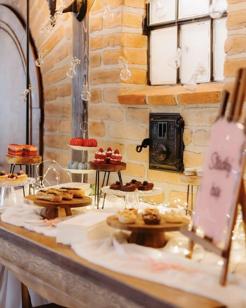 Manually added from URL: https://scontent-prg1-1.xx.fbcdn.net/v/t39.30808-6/494057321_1236274491786048_7022750847913380669_n.jpg?stp=cp6_dst-jpg_tt6&_nc_cat=102&ccb=1-7&_nc_sid=7b2446&_nc_ohc=7Va7B8Mt4aEQ7kNvwGn-fRm&_nc_oc=AdkIoq424zJcEI5uGQMjPTipCIAkI1EtS6XL0jUm4_k8ZKc1NhrJrTDPzle72hjRxwY&_nc_zt=23&_nc_ht=scontent-prg1-1.xx&_nc_gid=fD7McmwZV9YDw9QWrxnjYQ&_nc_ss=8&oh=00_AfwgmjtGDIPCfZ4fzPmQD-Jih7jcPDnP8G9ODMdLTwhARg&oe=69BB5B51